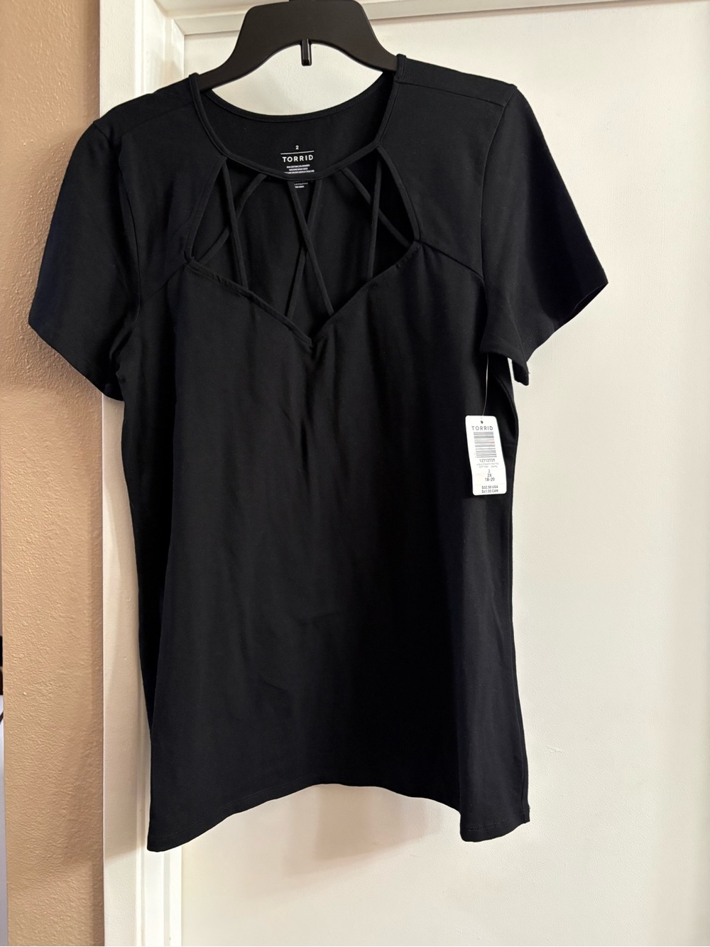 Torrid Black Strappy Foxy tee Short-Sleeve Top